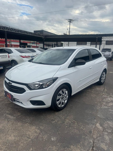 Chevrolet Onix Joy Black