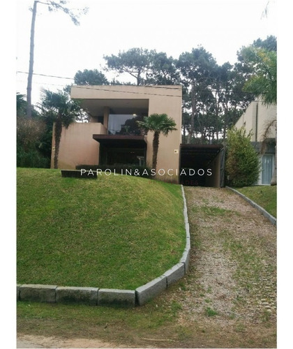 Casa En Venta Moderna Ubicada En Montoya- Ref: 3628