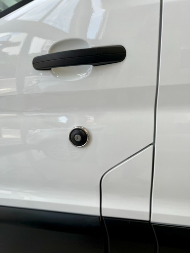 Imagen 3 de 18 de Ford Transit Furgon Medio L2h2 0km