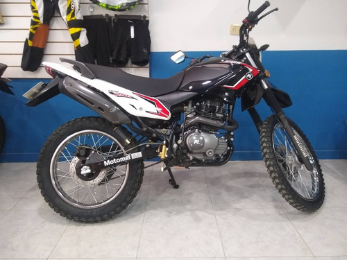 Imagen 3 de 16 de Motomel Skua 250 Base - Ahora18 $47.900