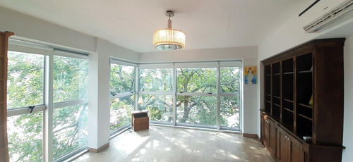 Imagen 9 de 20 de Duplex En Olivos - Todo Luz