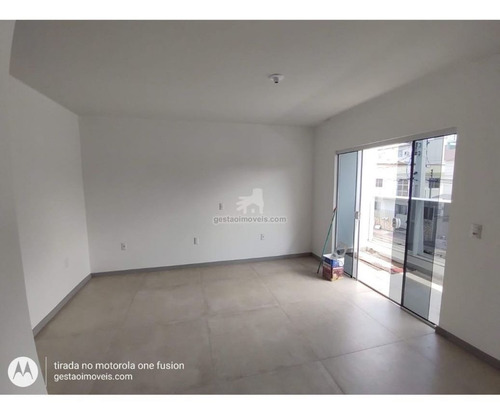 Imagem 15 de 20 de Sobrado Para Venda No Bairro Centro Em Balneário Camboriú, 3 Quartos Sendo 1 Suíte, 1 Vaga, - Ml_394