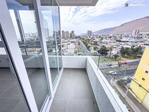 Departamento En Arriendo De 2 Dorm. En Iquique