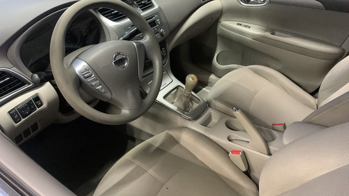 Nissan Sentra 1.8 Sense Mt