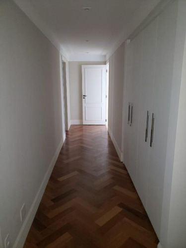 Imagem 19 de 30 de Apartamento Altíssimo Padrão - 300 Metros - 3 Suítes - 4 Vagas De Garagem - Parque Cidade Jardim - São Paulo - Ap0227 - 69737185