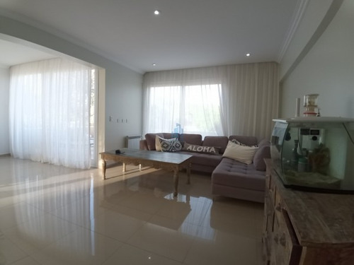 Imagen 24 de 30 de Venta Casa De 5 Ambientes Club De Campo San Patricio