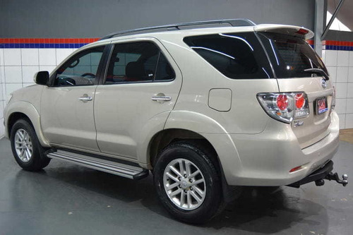 Imagem 4 de 15 de Toyota Hilux Sw4 Sr 4x2 2.7 Aut 2013 5 Lugares