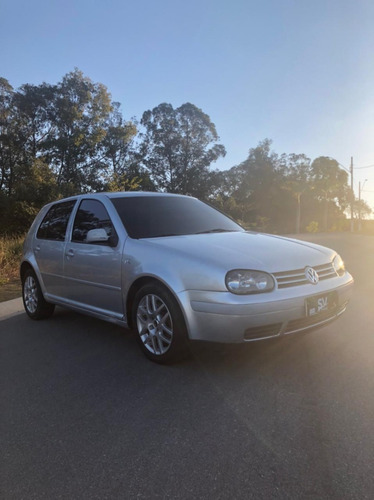 Imagem 3 de 12 de Volkswagen Golf Gti 1.8