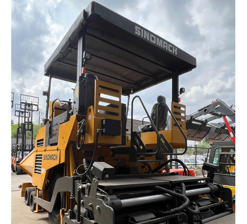 Terminadora Asfalto Wtl6000a Liangong Motor Cummins 125 Hp