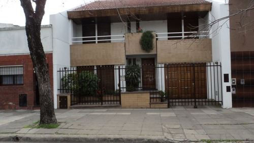 Casa En Venta En Mataderos