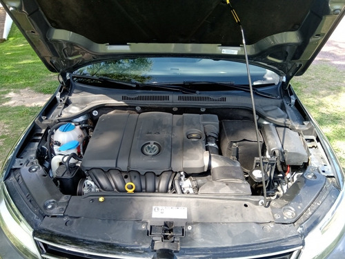 Volkswagen Vento 2.5 Advance Plus 170cv 2016