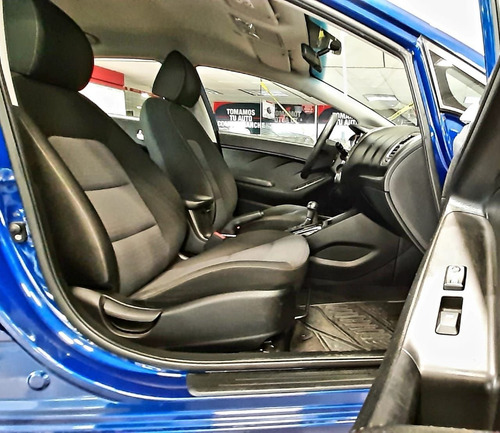 Imagen 14 de 15 de Kia Forte 2017 2.0 Lx 4 P At