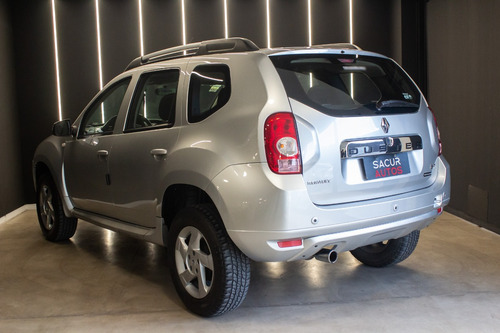 Imagen 6 de 20 de Renault Duster 2.0 4x2 Luxe Nav 2013