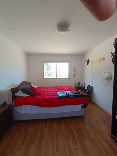 Casa Con 700 Metros 2, 5 Dormitorios, 3 Baños