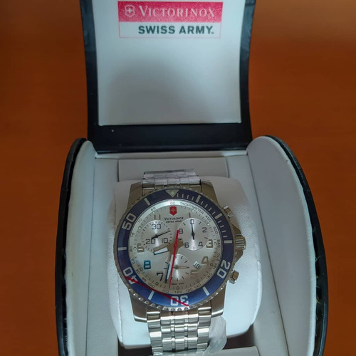 Vitorinox Swiss Army Classic Maverick Ii Chronograph Watch