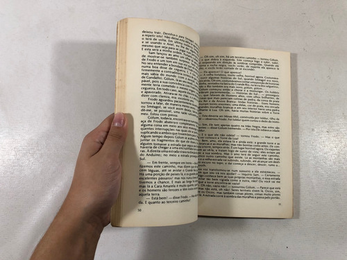 Livro O Senhor Dos Anéis: A Volta Do Anel - J. R. R. Tolkien - Editora Arte Nova W132 (Usado)