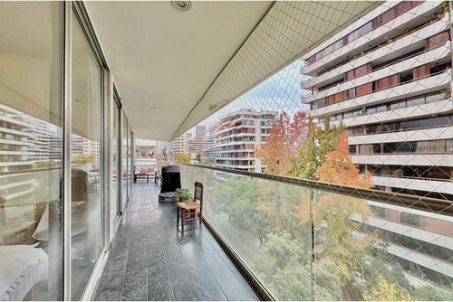 Depto Con Gran Terraza / Alianza Francesa