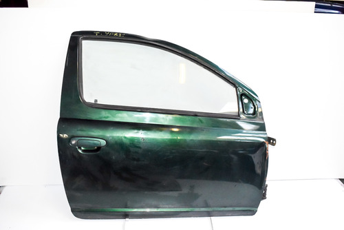 Puerta Delantera Derecha Toyota Yaris Pta-del-0801