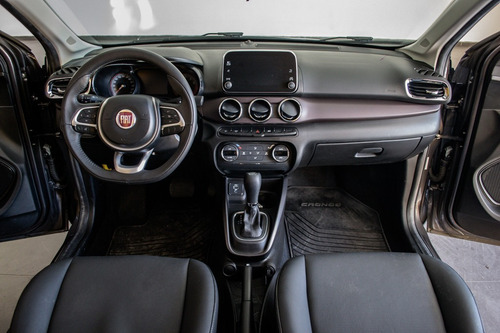 Imagen 13 de 16 de Fiat Cronos Precision 1.8 2022