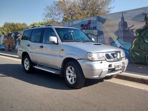 Nissan Terrano II 2.7 I Luxury
