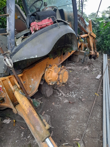 Imagen 5 de 8 de Vendo Piezas De Retroexcavadora Para Respuesto