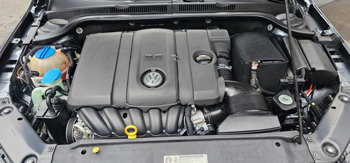 Volkswagen Jetta 2.5 Trendline L5 Man B A Mt