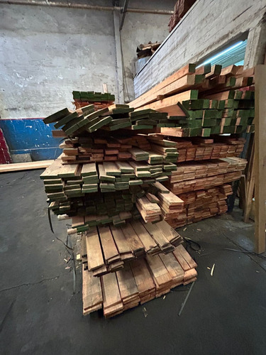 Madera Encofrado Saligna 1x4 - D-dika Maderas