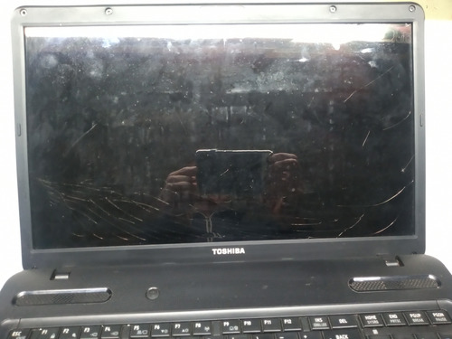 Notebook Toshiba Satelite C670-1df 17 Com Defeito-ler Descr (Usado)
