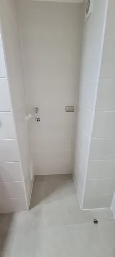 Metro Las Rejas, Y Locomoción