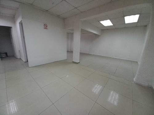 Hermoso Local Comercial (87818)