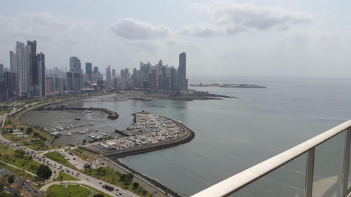 Imagen 11 de 14 de Venta De Apartamento Amoblado En Destiny, Av Balboa 19-1844