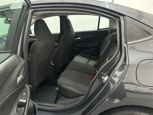 Chevrolet Onix plus 1.0 Lt 4p