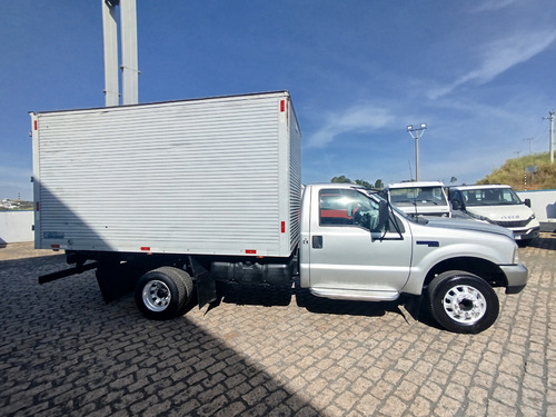 Ford F-4000 4x2 - Baú