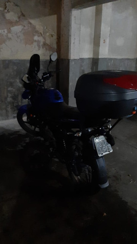 Bajaj Rouser