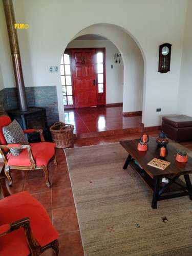 Se Vende Espléndida Casa Con Piscina Lomas De Mantagua Sur
