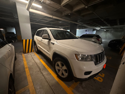Jeep Grand Cherokee Limited V6 4x2 At