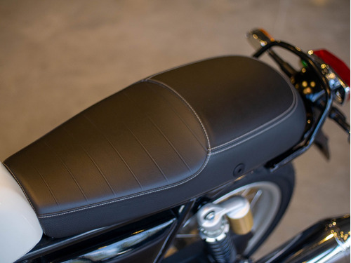 Royal Enfield Continental 650 Dux Deluxe
