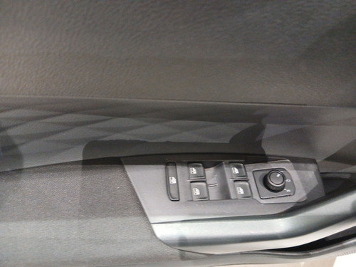Volkswagen Pólo Comfortline (Aut) (Flex)