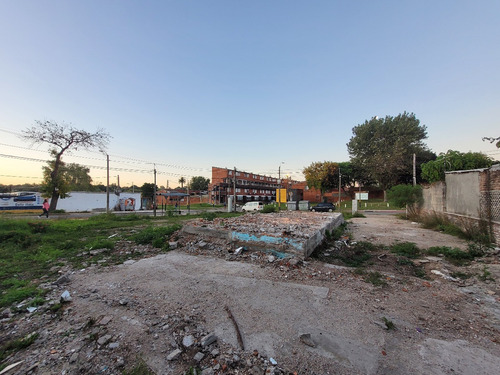 Imagen 6 de 9 de Terreno Esquina Venta Bella Italia