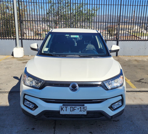 SsangYong Tivoli 4x2 Mt Full