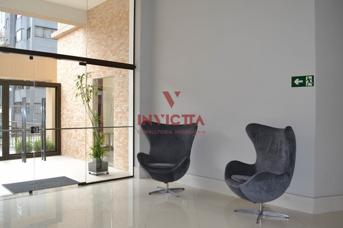 Imagem 22 de 30 de Cobertura Com 2 Dormitórios À Venda Com 166m² Por R$ 782.800,00 No Bairro Centro - Curitiba / Pr - Aa 1382