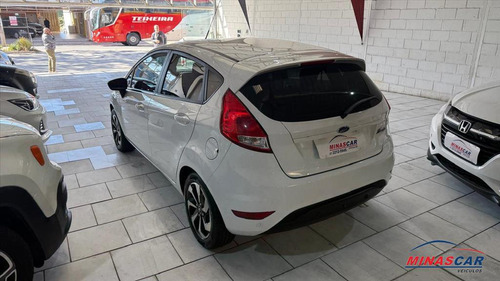 Ford Fiesta 1.6 TI-VCT FLEX SE MANUAL