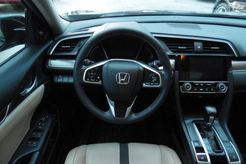 Imagen 10 de 14 de Honda Civic 2019