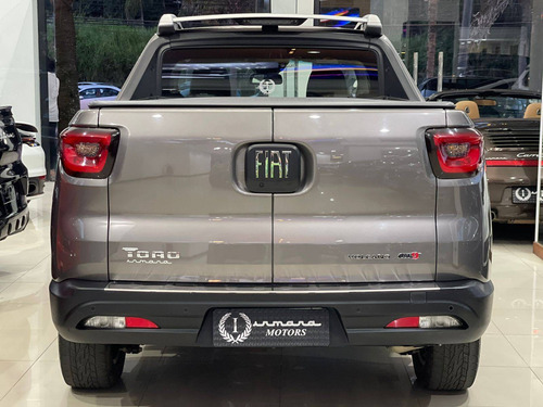 Imagem 6 de 10 de Fiat Toro 2.4 16v Multiair Flex Volcano At9