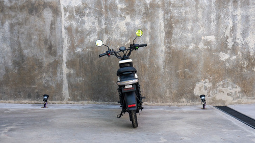 Imagen 7 de 15 de Scooter Electrico Nuuv U Pro Motor Bosh Celdas Panasonic