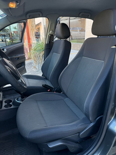 Volkswagen Gol Trend 1.6 Pack Iii 101cv I-motion