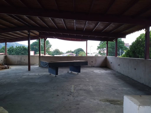 Imagen 23 de 30 de En Venta Casa Quinta Ubicada En Barrio Sucre, Muy Amplia