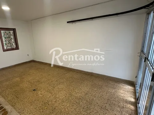 Casa-local En Arriendo En Av Jardín. Cod A775891