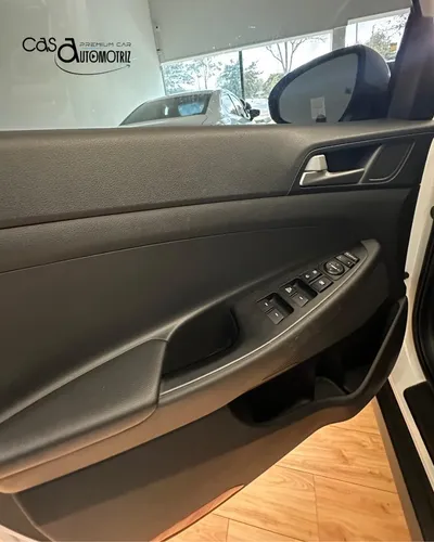 Hyundai Tucson 2.0 Advance 4X2