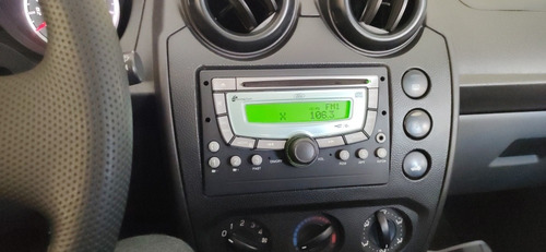 Imagem 5 de 9 de Ford Fiesta 2012 1.0 Flex 5p